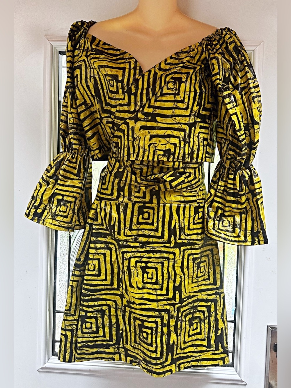 Yellow & Black Geometric Off-Shoulder Mini Dress